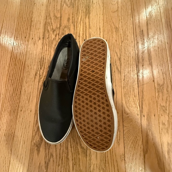 Vans Classic Slip-On Shoes – Black Perforated – Women’s Size 10 - Picture 5 of 6